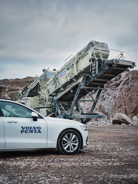 ABBEMA crushes it with huge Volvo Penta-equipped Metso Lokotrack LT330D